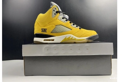 T23 JORDAN TOKYO 454783-701 5 AIR RETRO 1022